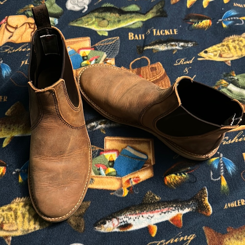 Like new Red Wing Chelsea Weekender boots. Made in USA.